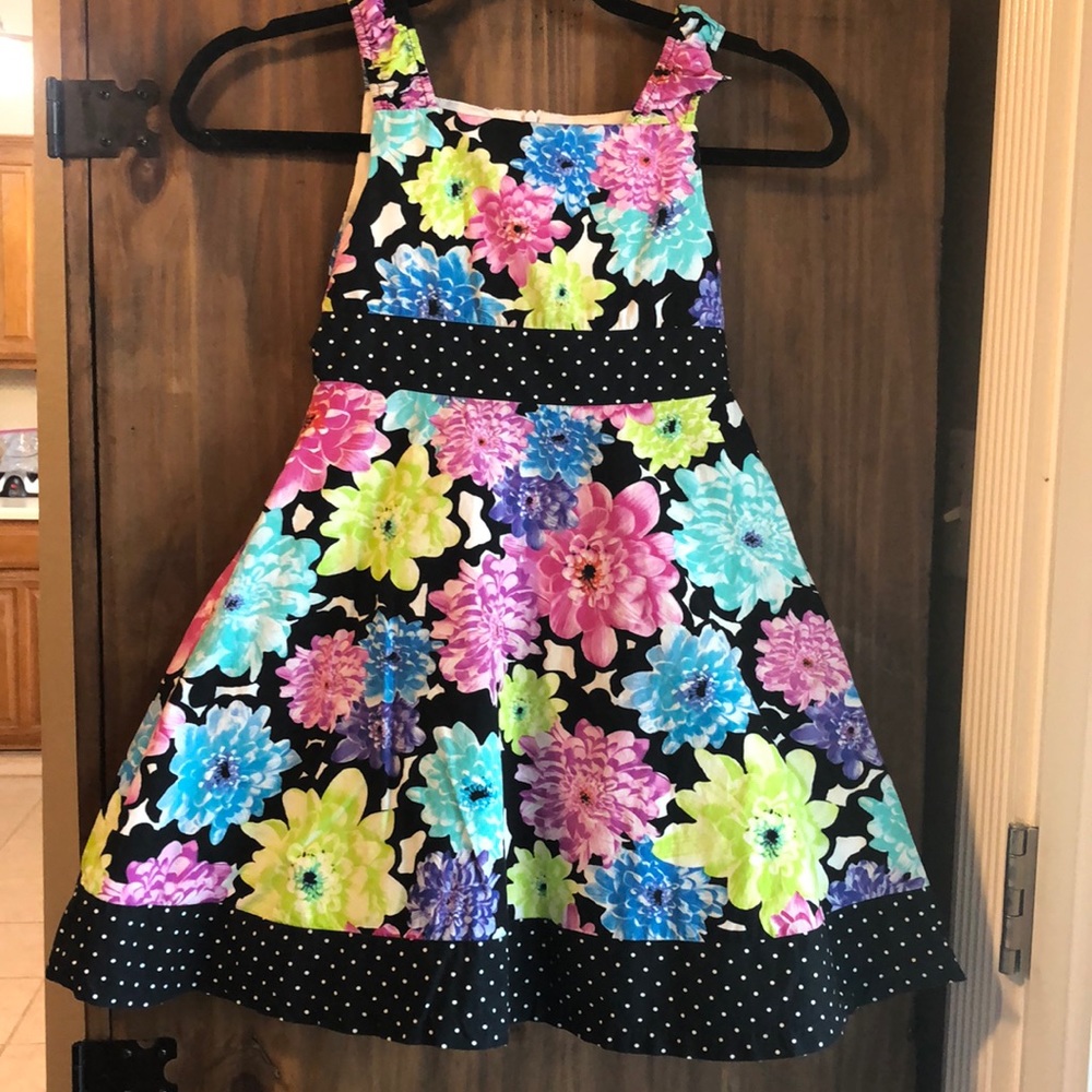 Girls dress